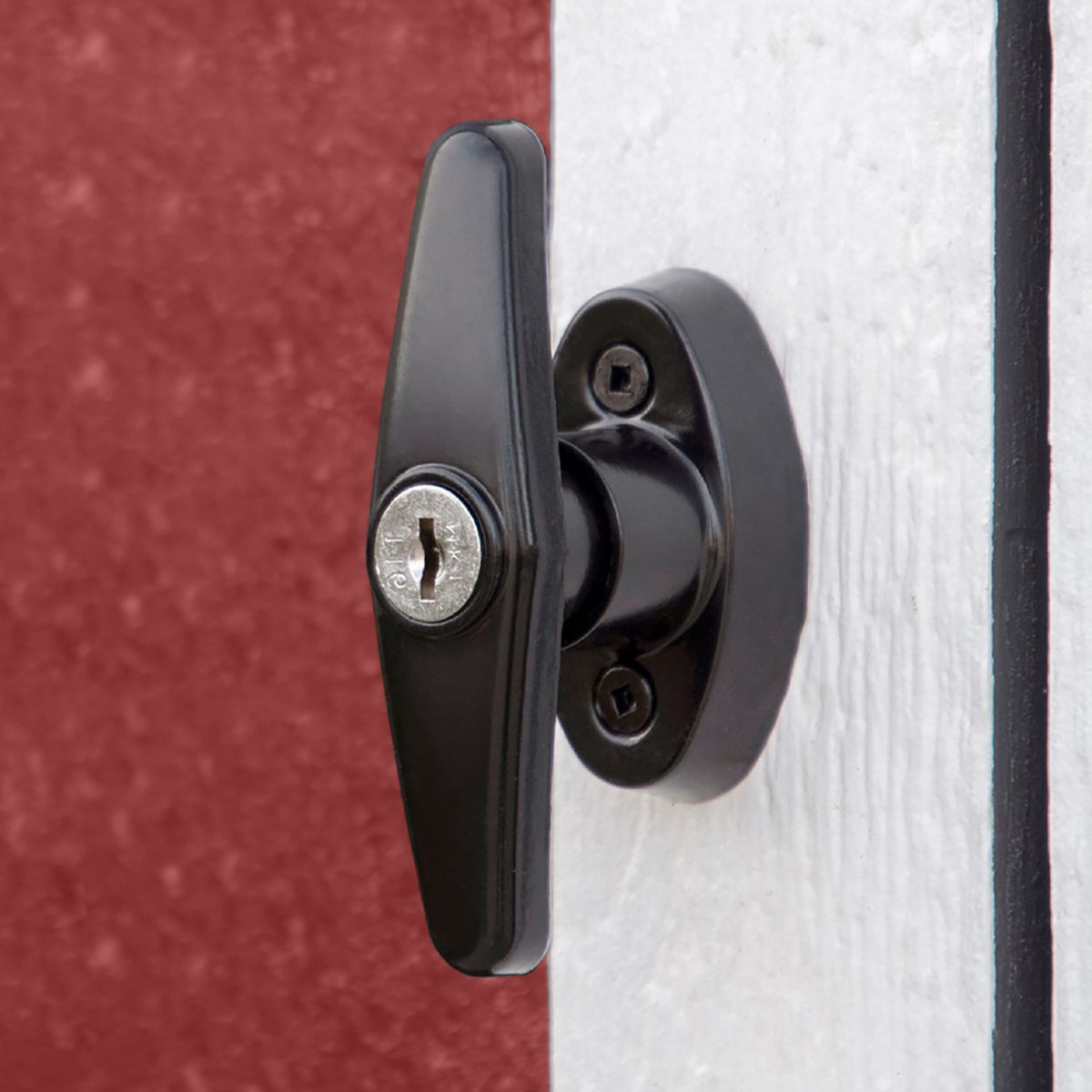close up of handle on door 